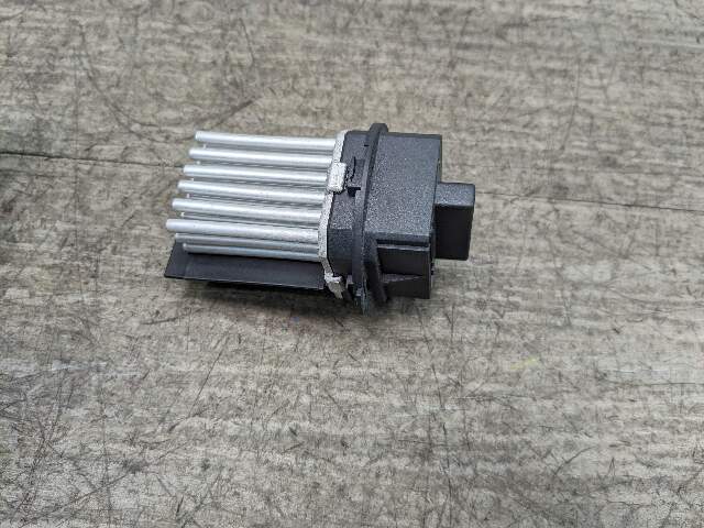 07-18 OEM BMW F15 X5 F85 X5M AC Air Conditioner Heater Blower Fan Motor Resistor