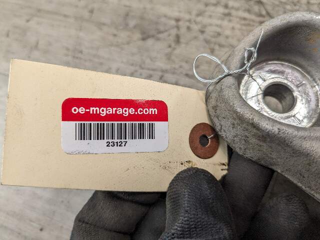 12-19 OEM BMW M6 F06 F12 F13 M5 F10 Rear Differential Adapter Bracket