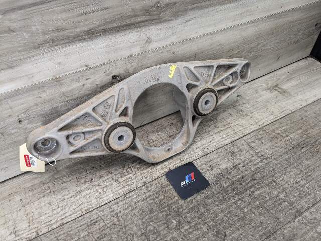 12-19 OEM BMW M6 F06 F12 F13 M5 F10 Rear Differential Adapter Bracket