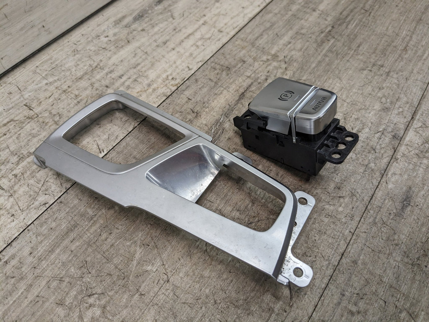 16-19 OEM BMW G11 G12 740 750 M760 Parking Brake Auto Hold Switch Trim Cover*