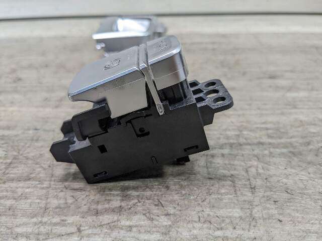 16-19 OEM BMW G11 G12 740 750 M760 Parking Brake Auto Hold Switch Trim Cover*