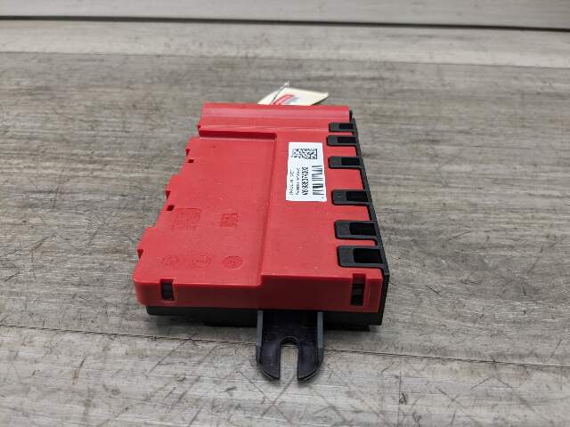 16-19 OEM BMW G11 G12 G14 G15 G16 B+ Junction Terminal Power Relay Fuse Box