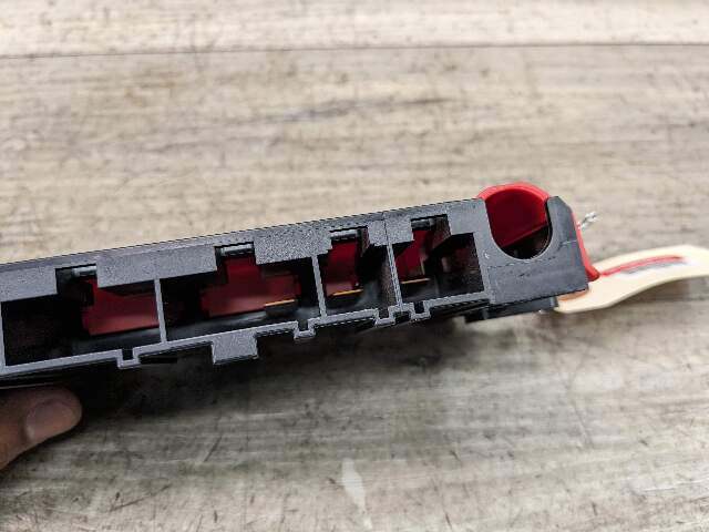 16-19 OEM BMW G11 G12 G14 G15 G16 B+ Junction Terminal Power Relay Fuse Box