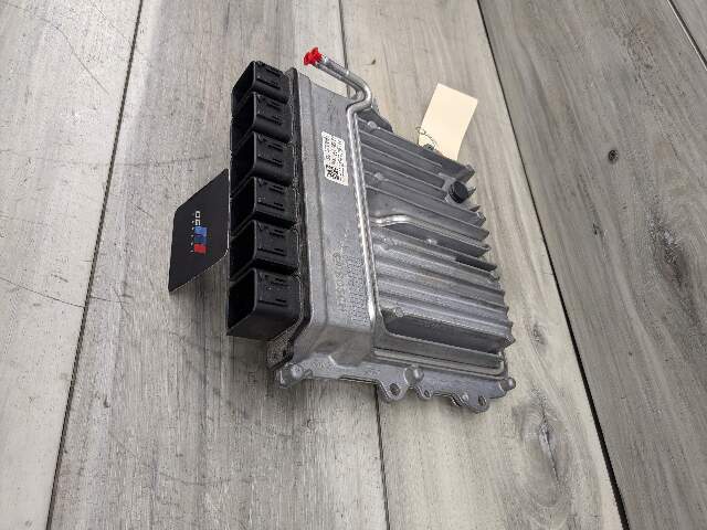 OEM BMW G30 G11 G12 DME ECU N63R Engine Control Unit Module Computer DME 880