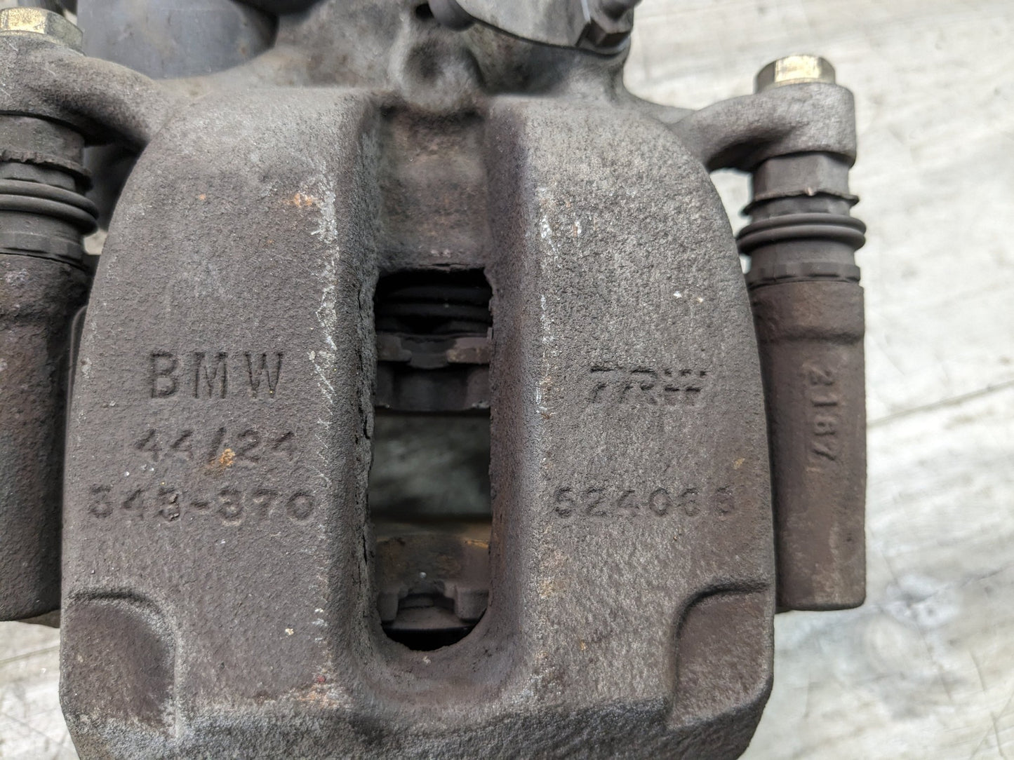 16-21 OEM BMW G30 540 G11 G12 740 750 Rear Left Driver Brake Caliper