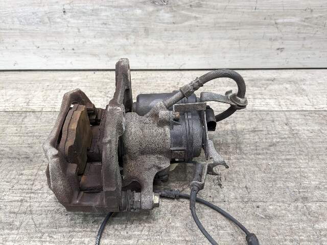 16-21 OEM BMW G30 540 G11 G12 740 750 Rear Right Passenger Brake Caliper