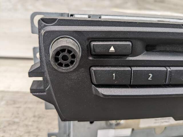 09-13 OEM BMW E93 E90 E92 135 328 335 CIC Navigation Headunit CD FM Radio Tuner