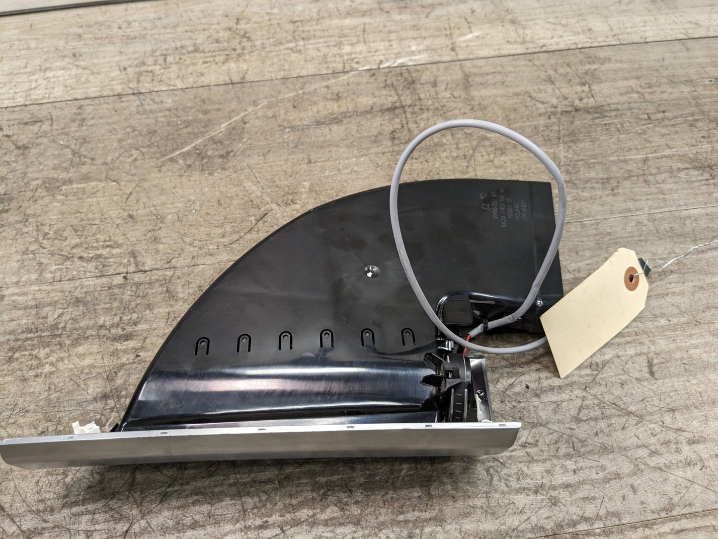 16-19 OEM BMW G11 G12 740 750 Dash Air Vent Grille Right Passenger Side