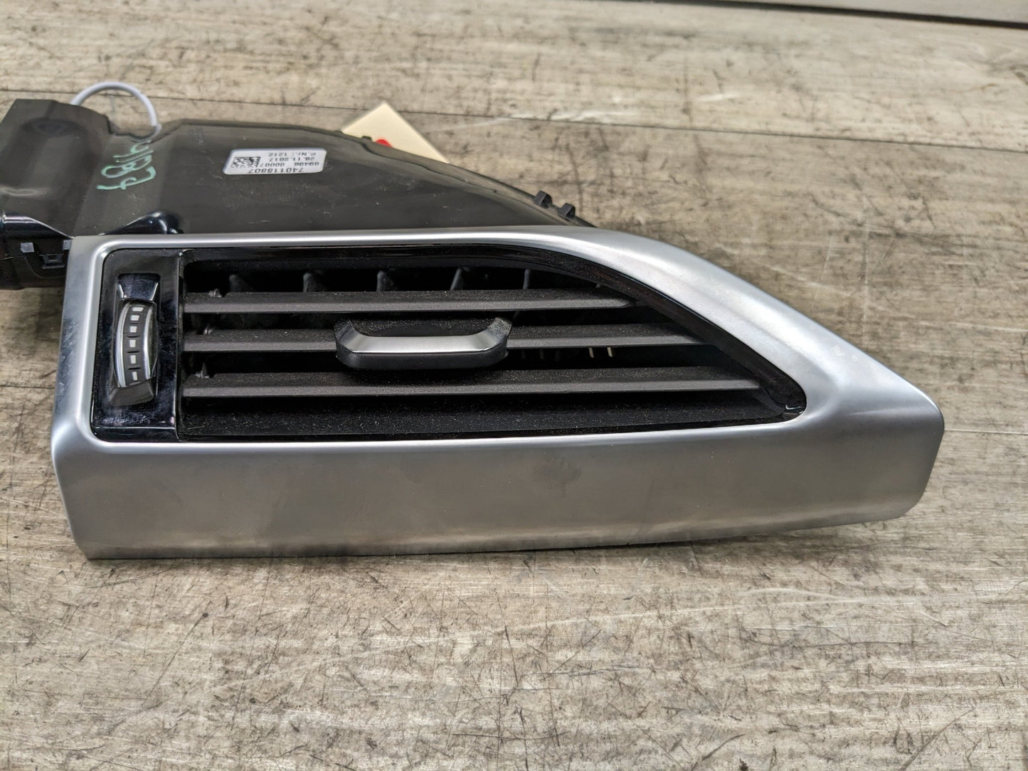 16-19 OEM BMW G11 G12 740 750 Dash Air Vent Grille Right Passenger Side