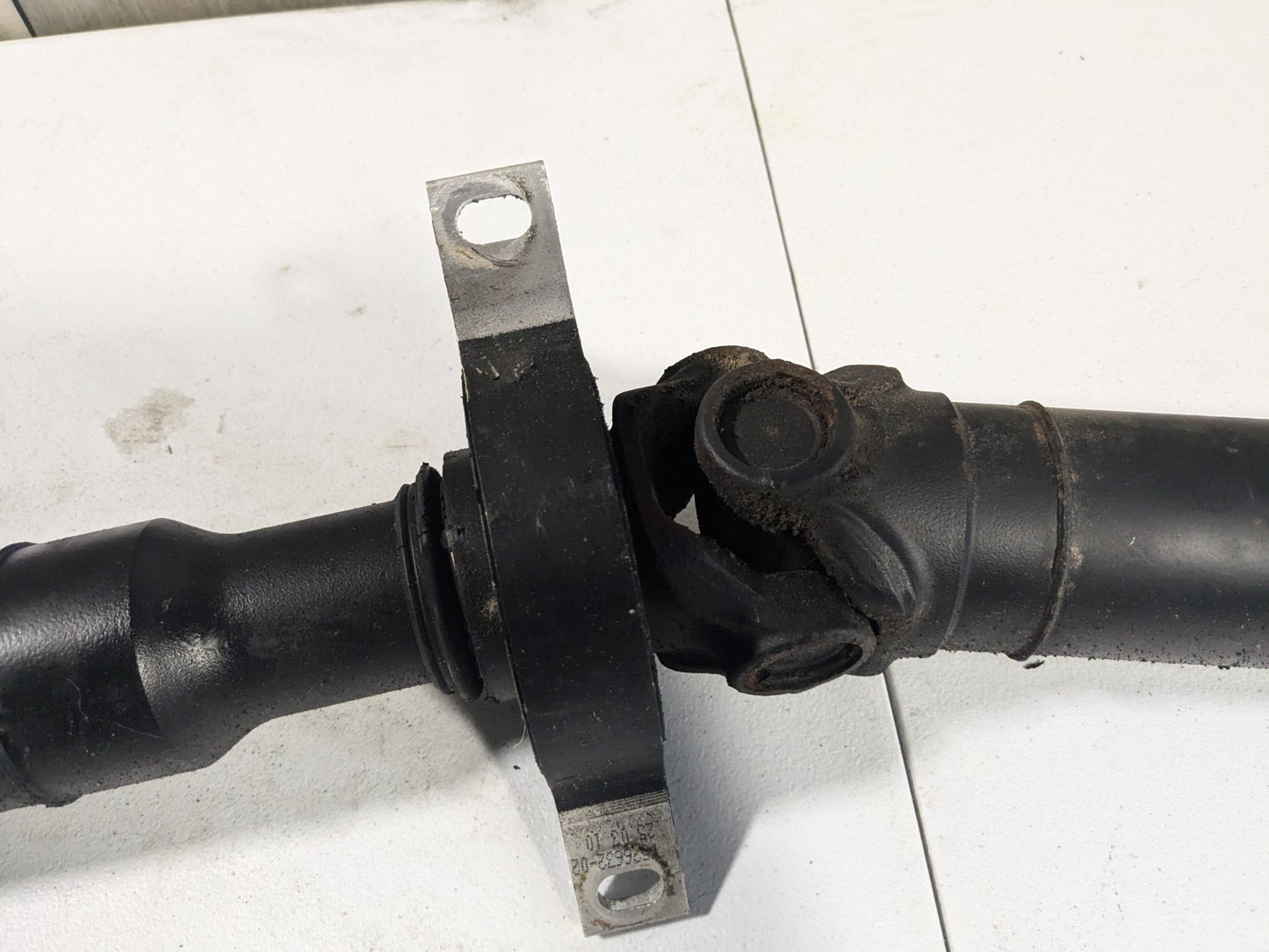 11-13 OEM BMW E82 E88 135 N55 Rear Drive Shaft Propeller DCT TRANSMISSION ONLY