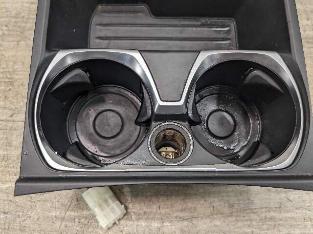 16-19 OEM BMW G11 G12 740 750 Center Console Cup Holder USB Charging Port