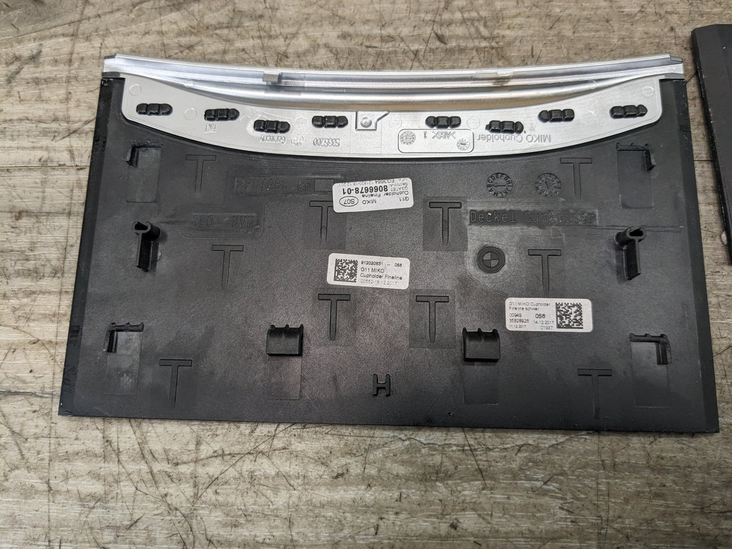 16-19 OEM BMW G11 G12 740 750 Center Console Cup Holder Trim Cover Panel*