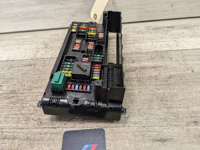 11-18 OEM BMW F25 F26 X3 X4 Front Right Dash Power Distribution Fuse Relay Box