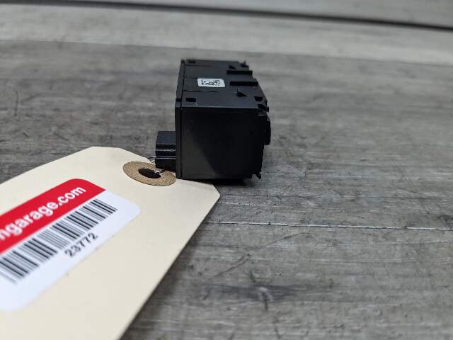 OEM BMW F10 528 535 540 Center Console Rear Right Heated Seat Switch Button