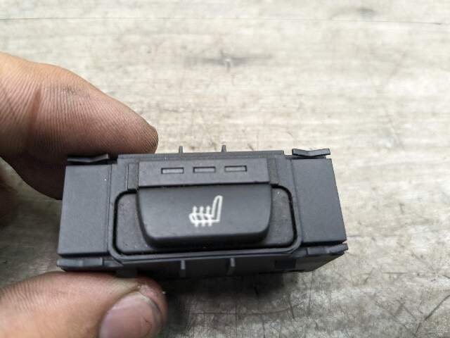 OEM BMW F10 528 535 540 Center Console Rear Left Heated Seat Switch Button