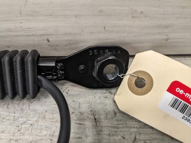 10-18 OEM BMW F25 F26 X3 X4 Front Left Driver Right Seat Belt Buckle Tensioner