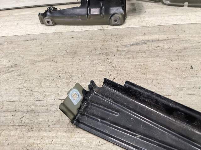 11-18 OEM BMW F25 F26 X3 X4 Front Left Driver Fender Mount Bracket Carrier Set