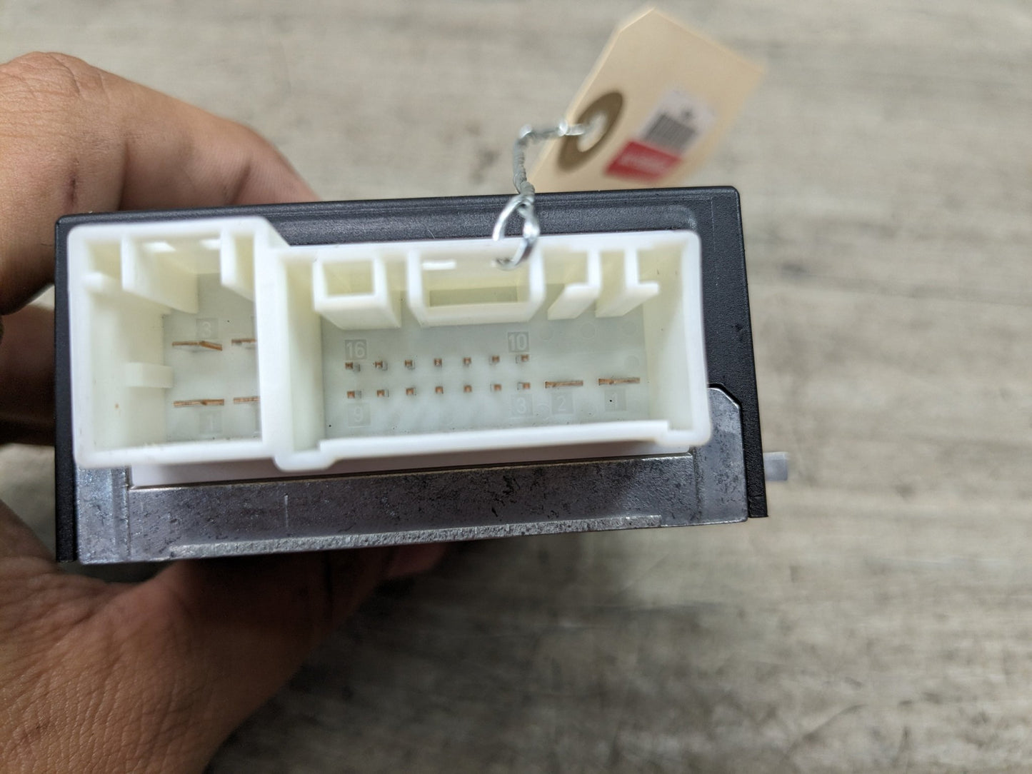 OEM BMW F10 F82 M3 M4 M5 M6 X6M Helbako Fuel Pump Relay Control Module EKPM3