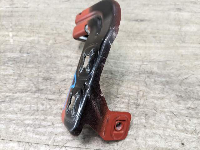 15-20 OEM BMW F80 F82 F83 M3 M4 Left Driver Fender Bracket Mount Carrier SET