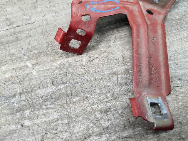 15-20 OEM BMW F80 F82 F83 M3 M4 Left Driver Fender Bracket Mount Carrier SET