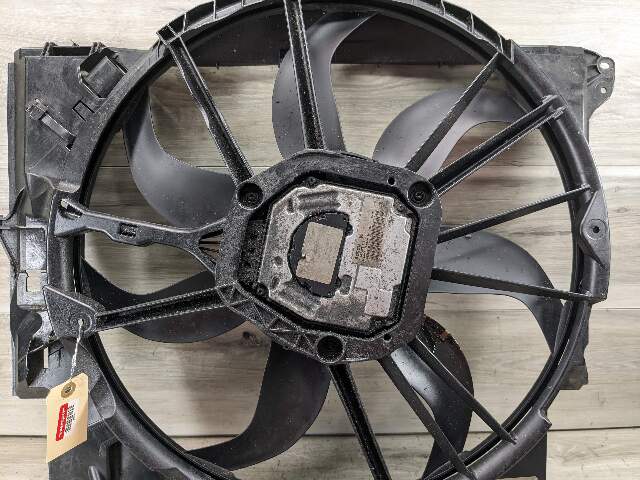 07-13 OEM BMW E82 E90 E92 N54 N55 Engine Radiator Cooling Auxiliary Fan 600W