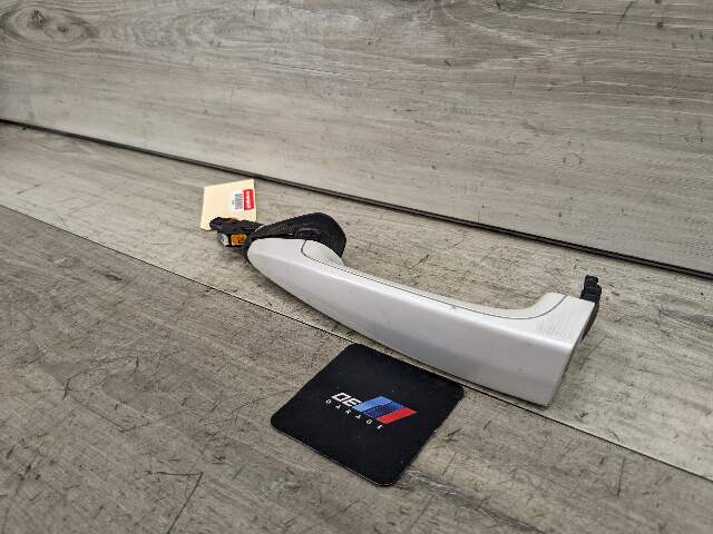 12-18 OEM BMW F30 F82 F32 M3 M4 COMFORT ACCESS Left Driver Door Handle