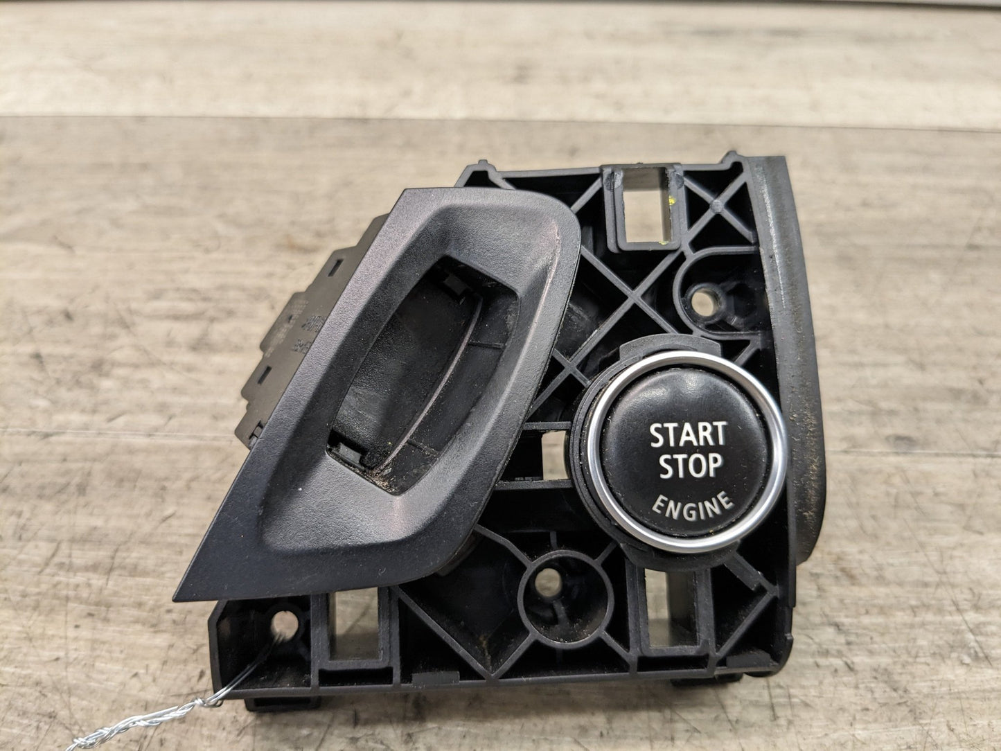 08-13 OEM BMW E70 E71 X5 X6 M Engine Start Stop Button Push Dash Switch Black