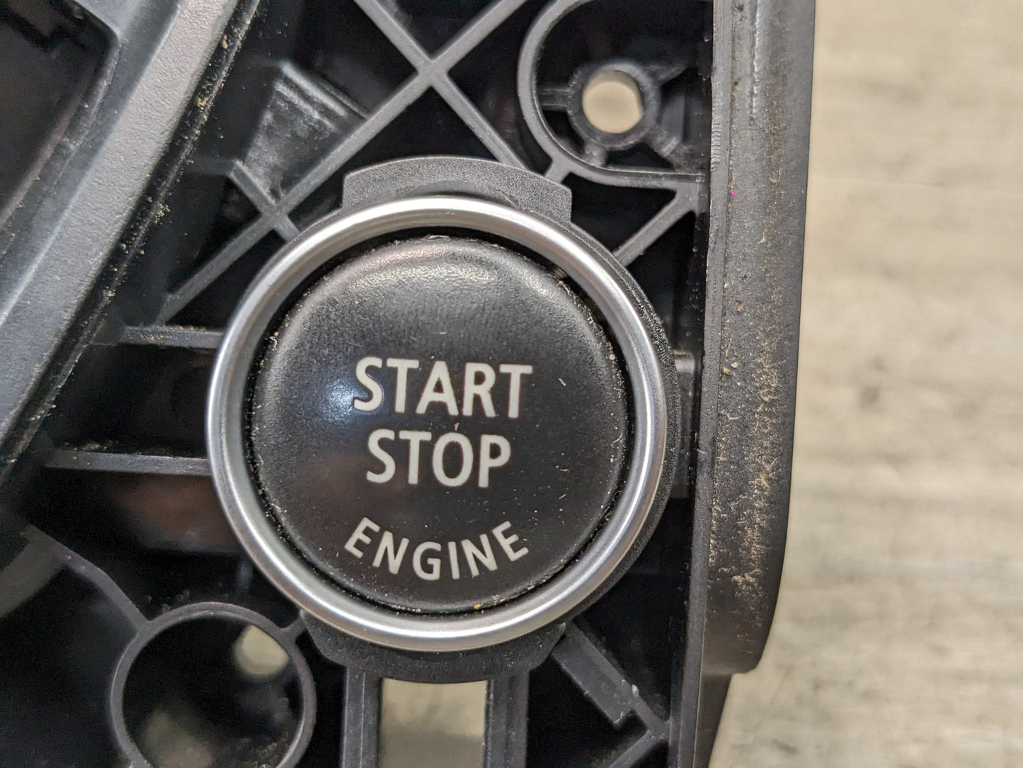 08-13 OEM BMW E70 E71 X5 X6 M Engine Start Stop Button Push Dash Switch Black