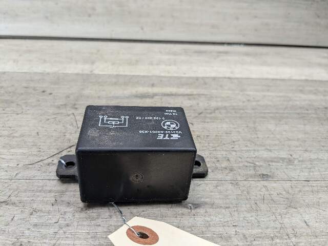 OEM BMW F10 F13 F02 F30 F32 F06 F80 F82 M3 M4 M6 Cooling Fan Relay Control 130A