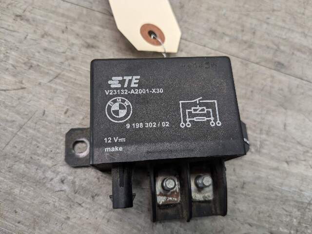 OEM BMW F10 F13 F02 F30 F32 F06 F80 F82 M3 M4 M6 Cooling Fan Relay Control 130A