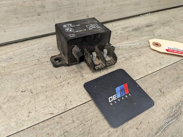 OEM BMW F10 F13 F02 F30 F32 F06 F80 F82 M3 M4 M6 Cooling Fan Relay Control 130A