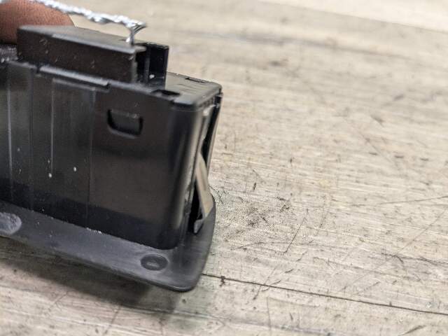 OEM BMW G12 F36 F10 F15 F85 M5 F06 M6 F01 F02 Rear Trunk Lid Center Lock Switch