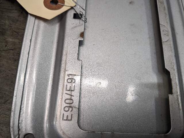 07-13 OEM BMW E90 E91 Rear Fuel Gas Tank Flap Lid Cover Silver*