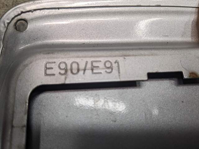 07-13 OEM BMW E90 E91 Rear Fuel Gas Tank Flap Lid Cover Silver*
