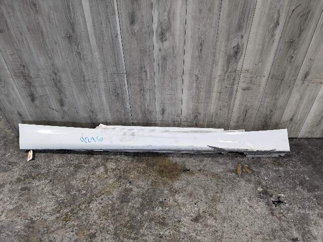 08-13 OEM BMW E88 E82 135 M-Sport Right Passenger Side Skirt Rocker Panel White*