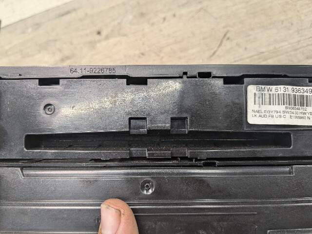 12-18 OEM BMW F80 F30 AC Heater Control Panel Radio Illuminated Media Buttons