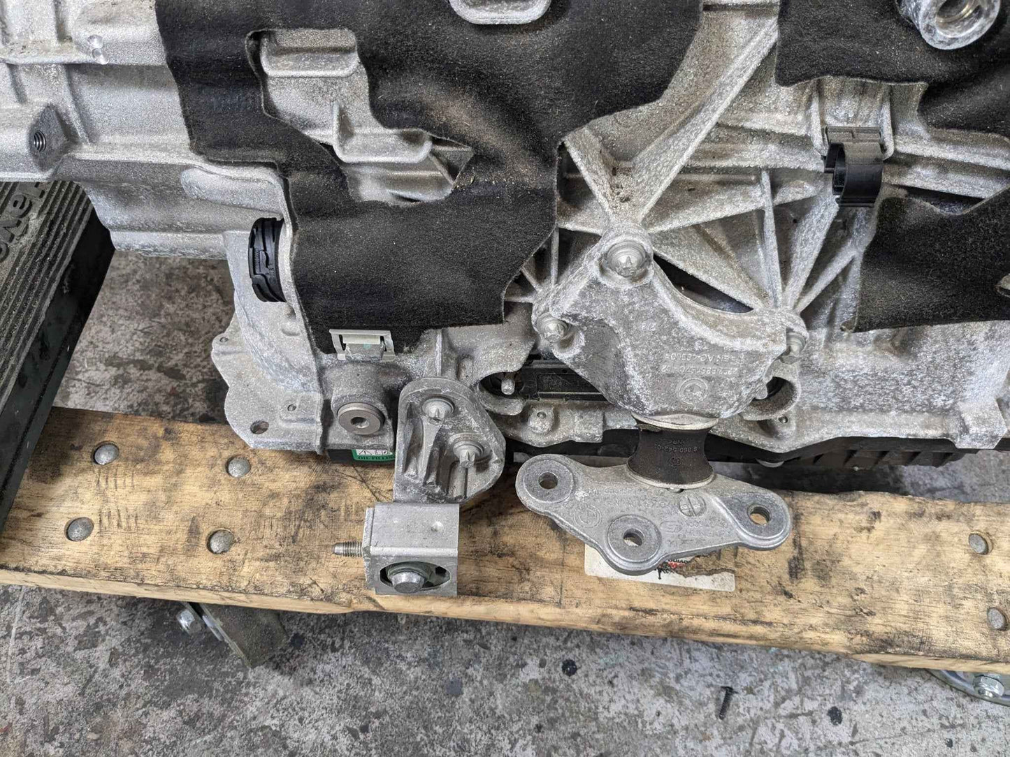 17-20 BMW G30 540 AWD B58 Automatic Transmission Gearbox GA8HP50Z 31k