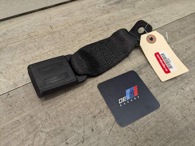 17-21 OEM BMW G20 330 M340 Rear Center Seatbelt Seat Belt Buckle