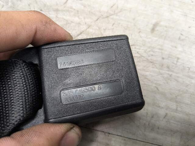 17-21 OEM BMW G20 330 M340 Rear Center Seatbelt Seat Belt Buckle