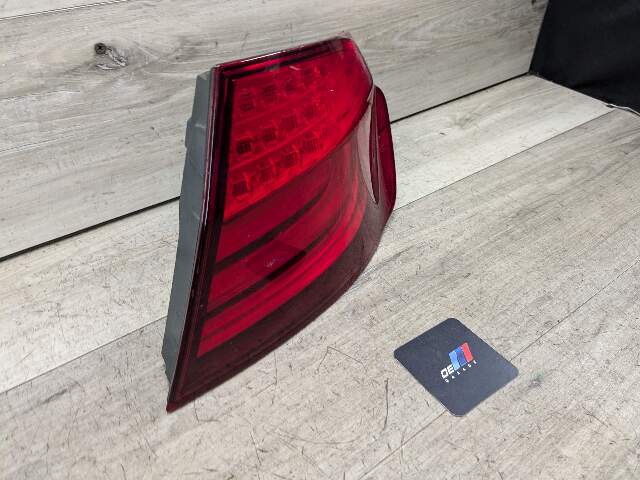 11-13 OEM BMW F10 528 535 550 M5 AH5 Rear Right Passenger Side Outer Tail Light