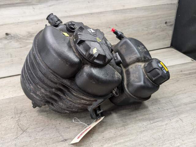 OEM BMW G20 G29 330 M340 Z4 Engine Coolant Expansion Overflow Tanks Reservoir