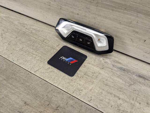 19-24 OEM BMW G20 G06 330 M340 X6 40 M50 Rear Dome Reading Light LED Panel