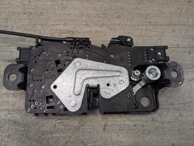 19-21 OEM BMW G20 G80 330 M340 M3 Trunk Lid Actuator Latch Lock System Assembly
