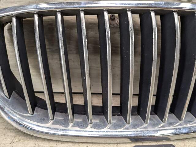 11-13 OEM BMW F10 528 535 550 Front Right Side Bumper Chrome Grille Insert*
