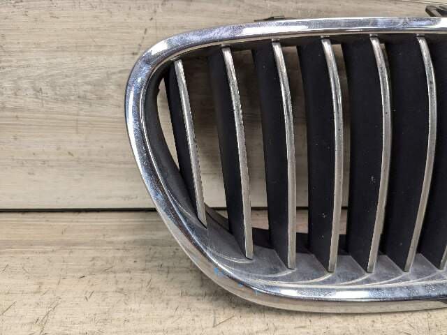 11-13 OEM BMW F10 528 535 550 Front Right Side Bumper Chrome Grille Insert*