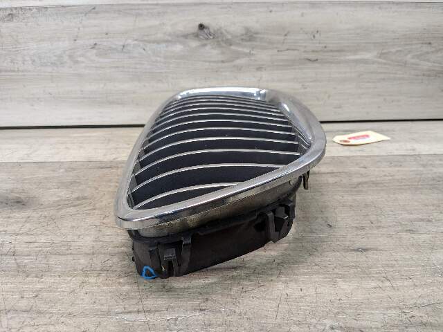 11-13 OEM BMW F10 528 535 550 Front Right Side Bumper Chrome Grille Insert*