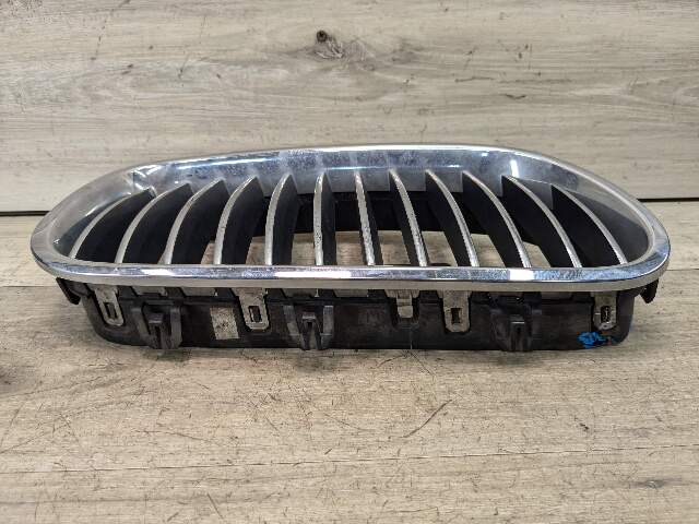 11-13 OEM BMW F10 528 535 550 Front Right Side Bumper Chrome Grille Insert*