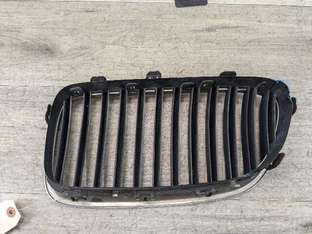 11-13 OEM BMW F10 528 535 550 Front Right Side Bumper Chrome Grille Insert*