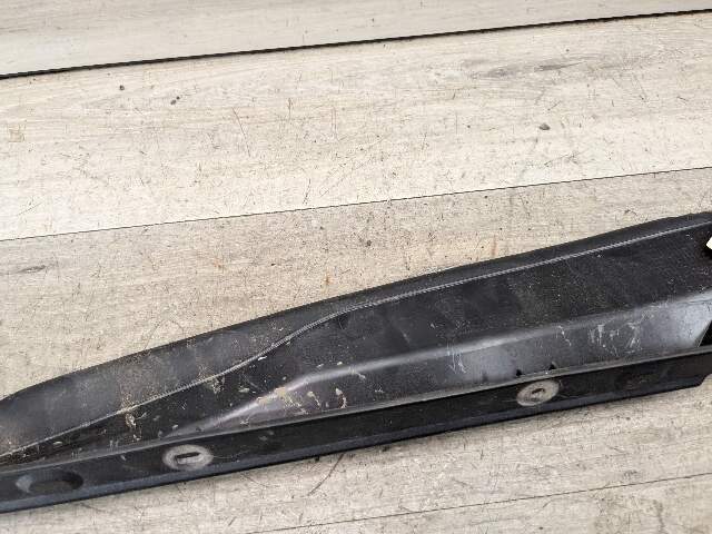 19-24 OEM BMW G20 330 M340 Front Right Passnger Side Fender Ledge Cover