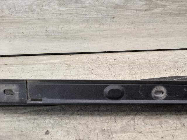 19-24 OEM BMW G20 330 M340 Front Right Passnger Side Fender Ledge Cover